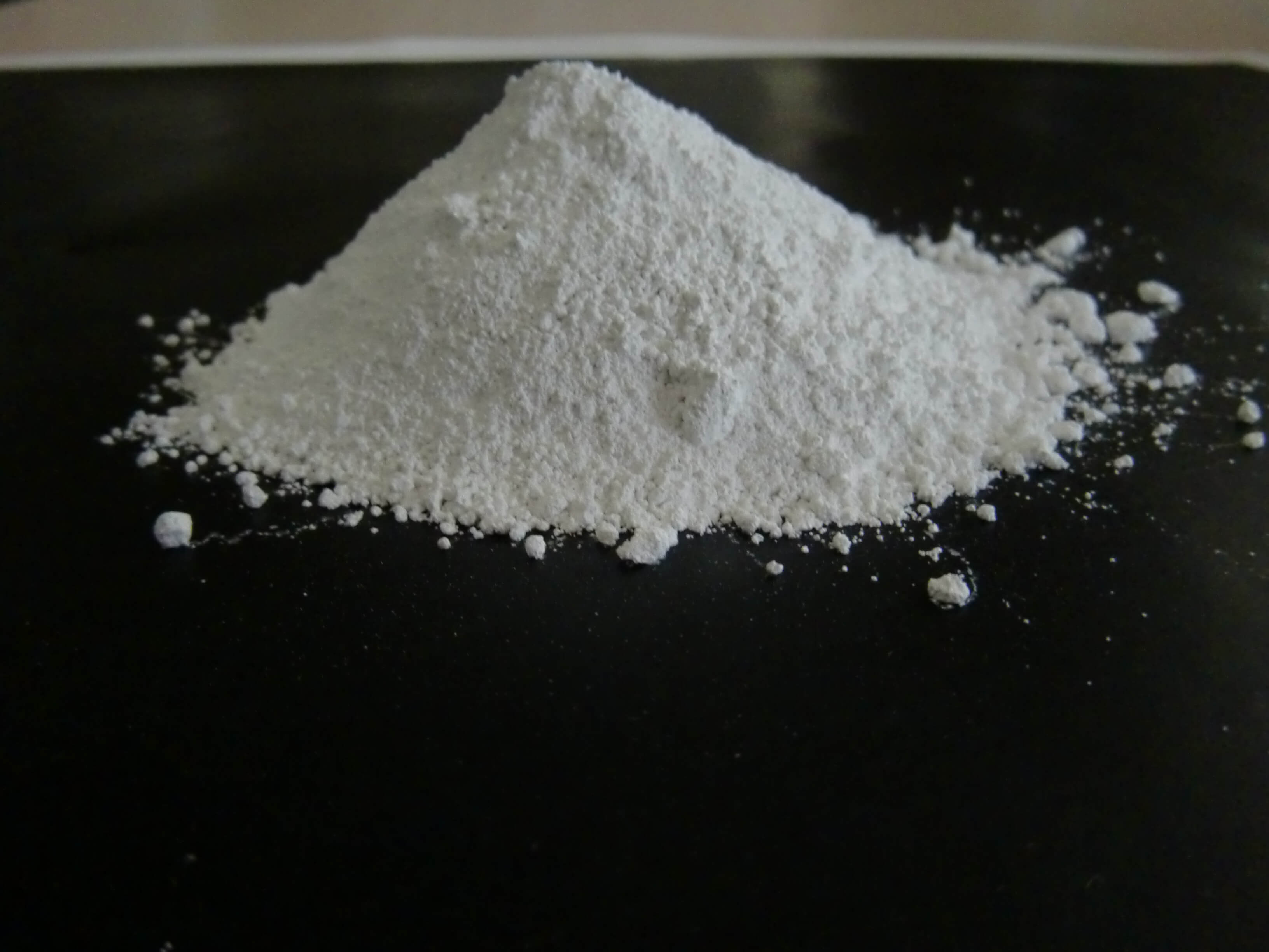 Antimony trioxide